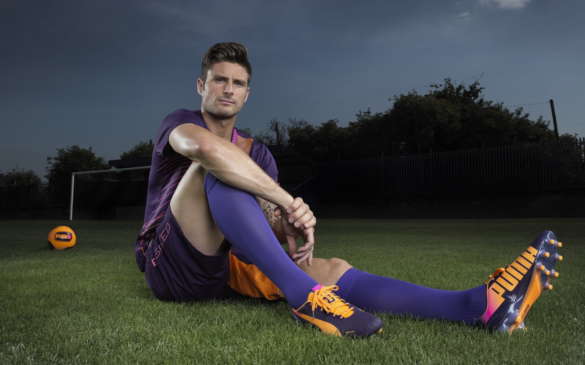 多特蒙德主场2-0战胜沃尔夫斯堡，进攻火力全开，多特蒙德vs沃尔夫斯堡视频直播