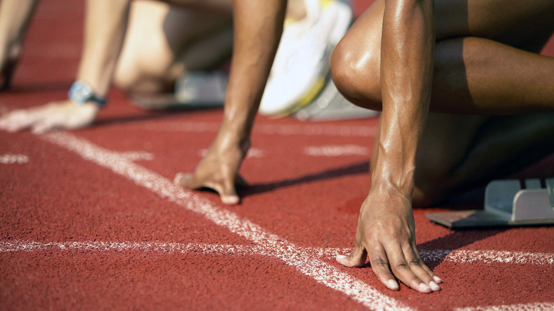 新一代电竞装备面市，助力玩家迈向巅峰，中国电竞的新一代